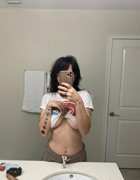 lesbian massage onlyfans free photos