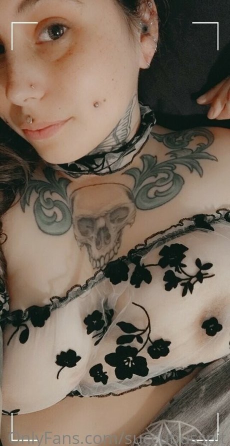 Franki Moss star hot images