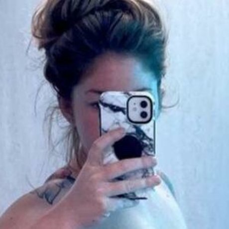 Hagsxrlou pornographic model archive