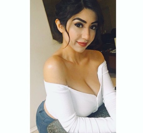 amateur wife onlyfans erotic images