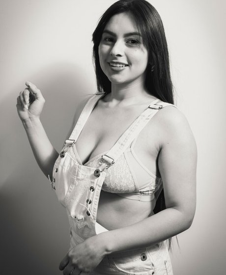 angelsmile29 porn model picture