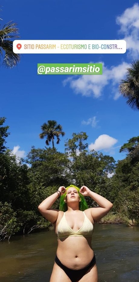 Karol Lannes model nude images