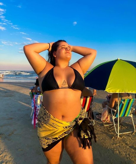 Karol Lannes perfect pornstar img