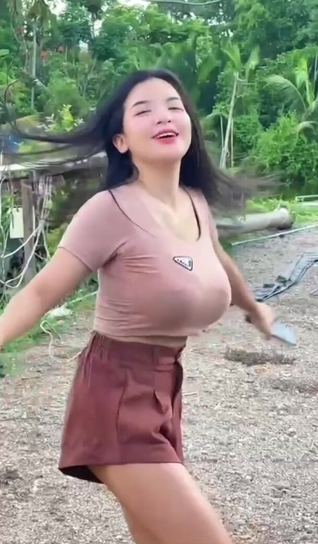 lips onlyfans nude gallery