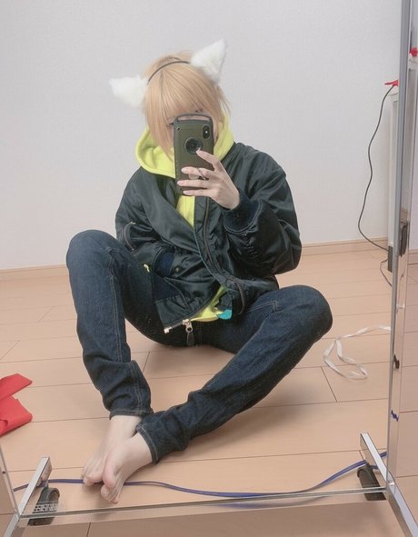 strip nude onlyfans exclusive pictures