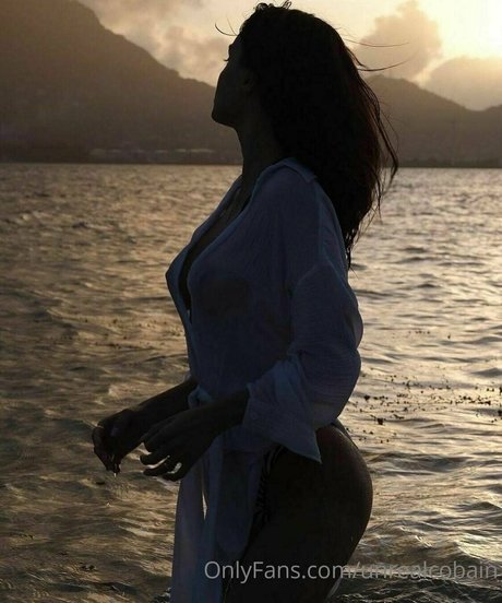 unrealcobain xxx star picture