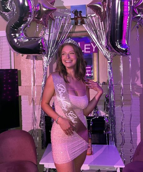 sexy ladyboy onlyfans perfect photos