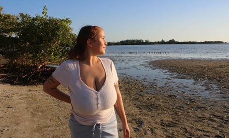 arianna perez model best pic