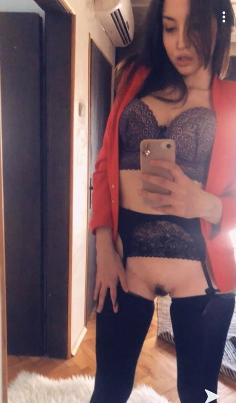 Srbija exclusive actress picture