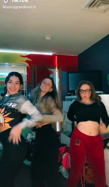 swinger milf onlyfans free porn photos