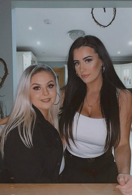 japanese schoolgirl onlyfans free naked img