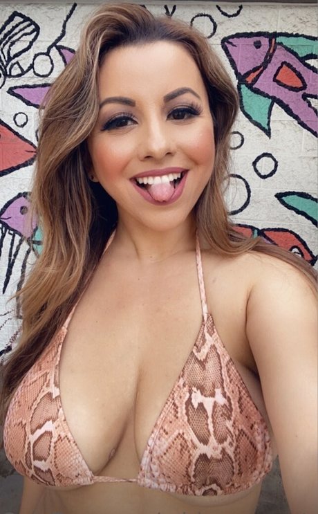 Adriana Noriega top actress image