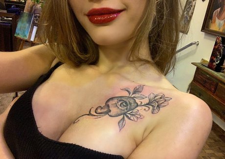 Giuliana Capitani model pretty images