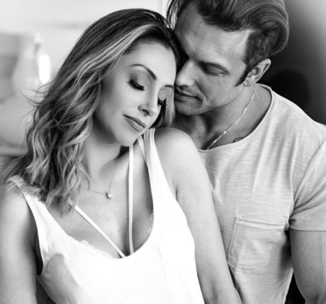 Roberta Carbonari Muzy pornstar sexy galleries