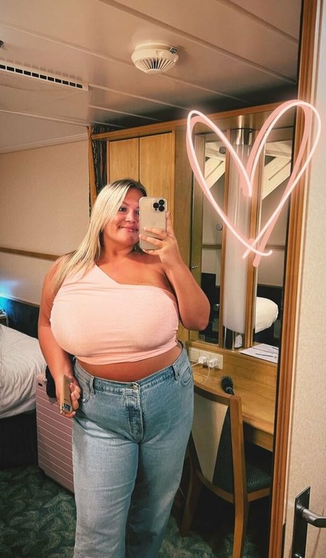 amateur blonde onlyfans best img