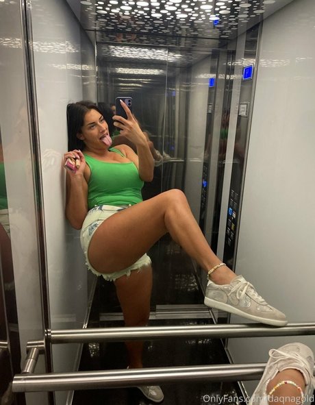 Daqnagold nude star archive