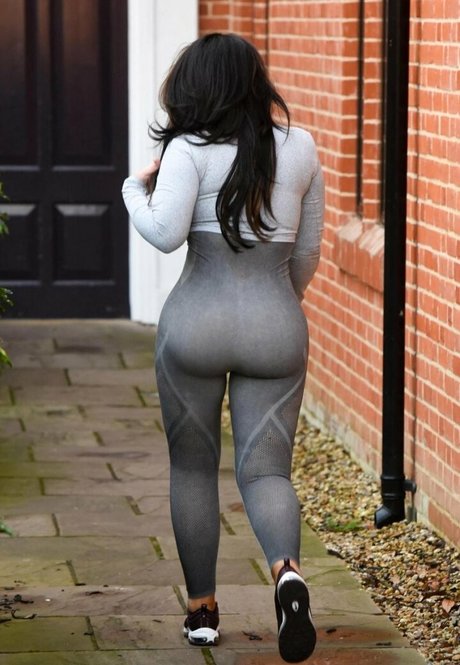 busty mom onlyfans beautiful images