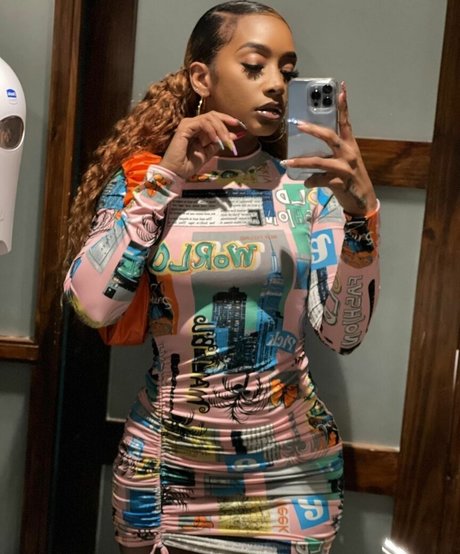 teen natural tits onlyfans free picture