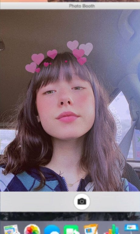 brattyydeath free model photos