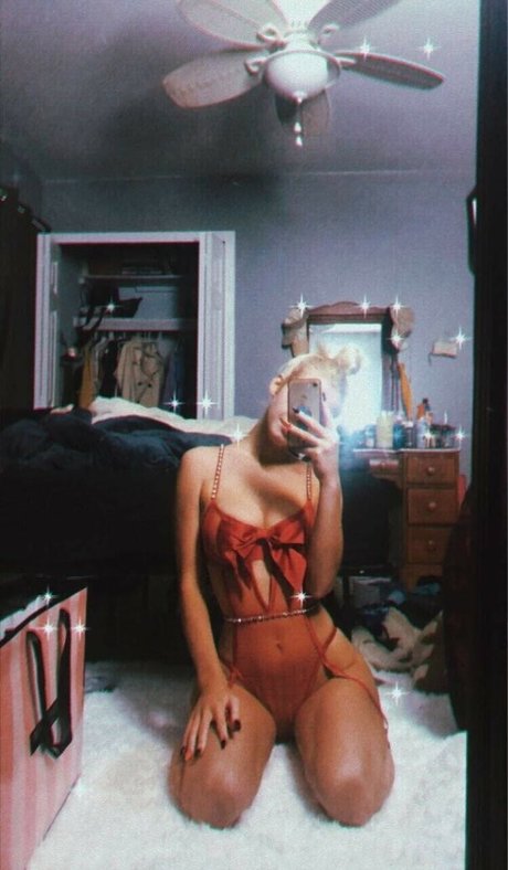 teacher nude onlyfans naked images