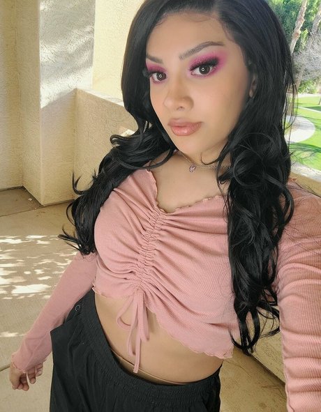 Mina Sin star hd images