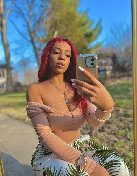 Giana Malise Profile Pic