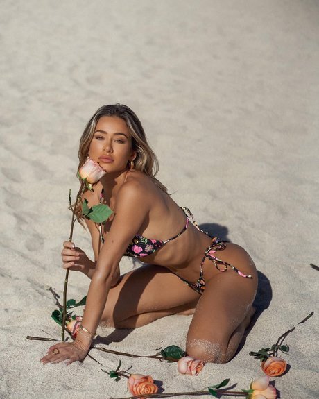 Cindy Prado pornstar pretty archive