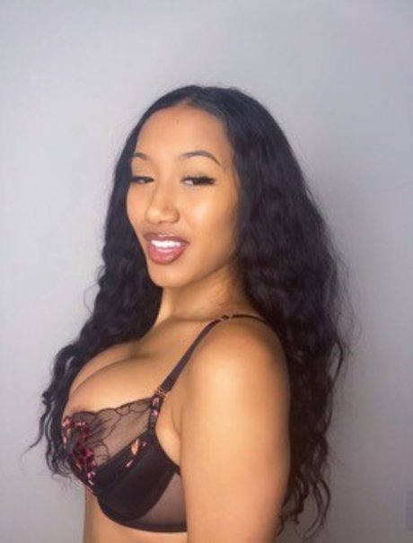 teen young onlyfans perfect photos