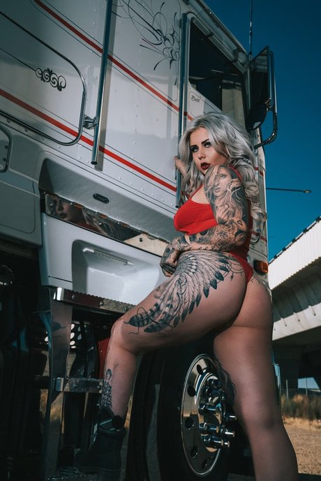 plus size onlyfans adult pic