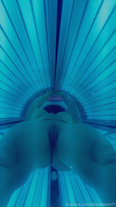 Midwest Mom star nice picture