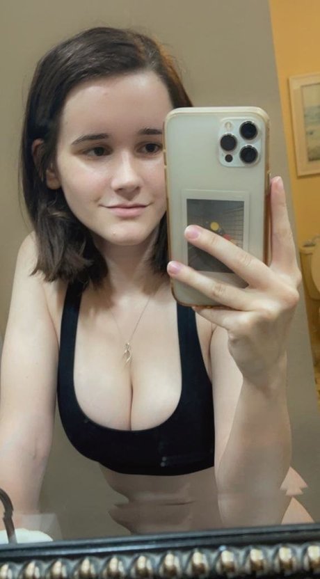 Jani Veve nudes actress picture