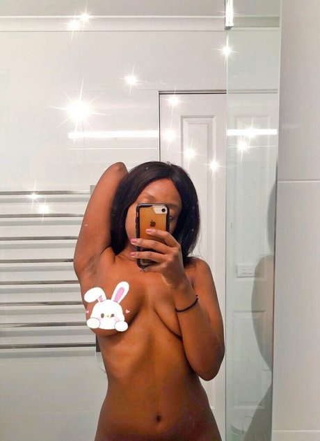 Goddessmyra xxx model pictures