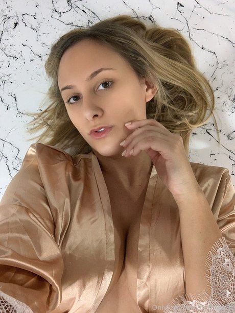 Brianna Booska Profile Pic