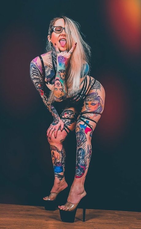 Jessica Darlin exclusive model archive