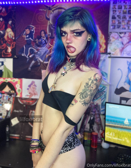 Lil Foxi model sex images