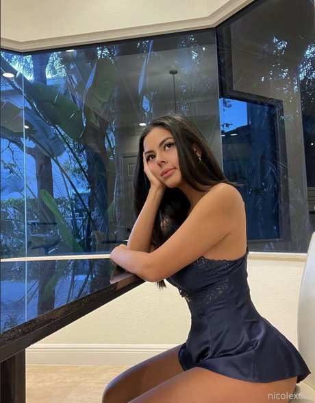 Nicole Borda best star pics