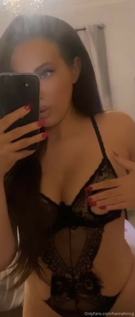 hannahmcg star naked gallery