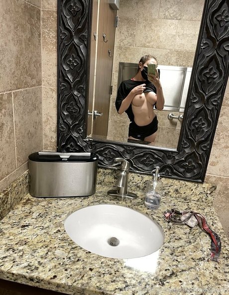 skinny asian onlyfans hot xxx pic