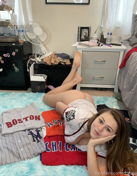 blonde princess onlyfans nudes images