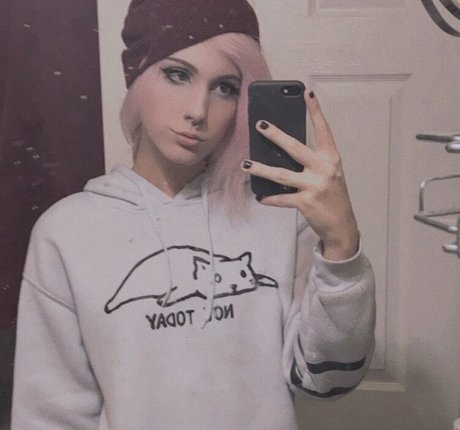 evie angel model erotic image