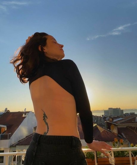 Defne Ergun model sexy pics