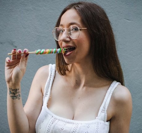 lesbian orgy onlyfans naked pics