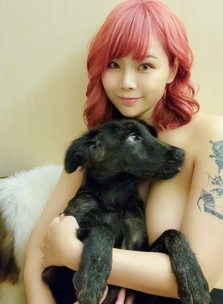 tw901173 nude star picture