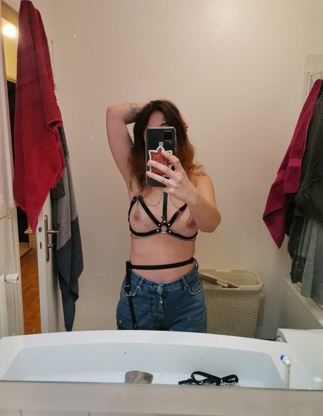 Tempet model high quality images