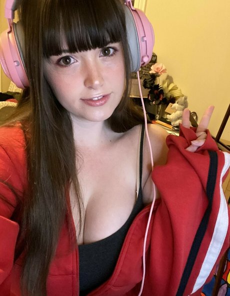 Lemon Sodas star nude image