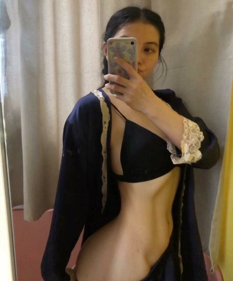 Amber Chan pornstar sex image