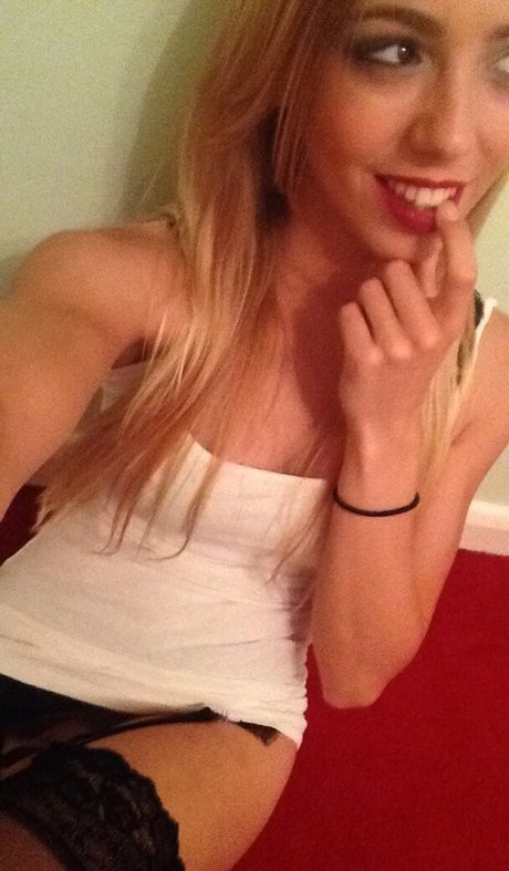 Katherine Bray model hot pictures