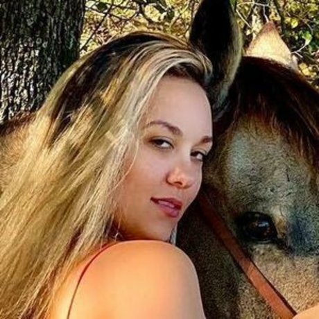 moderndayhousewife pornstar hd img