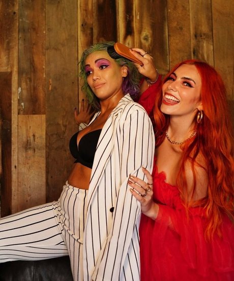 Frenemies sexy model gallery