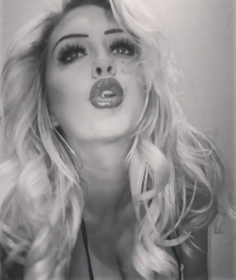 Rachel Barley sex model photo